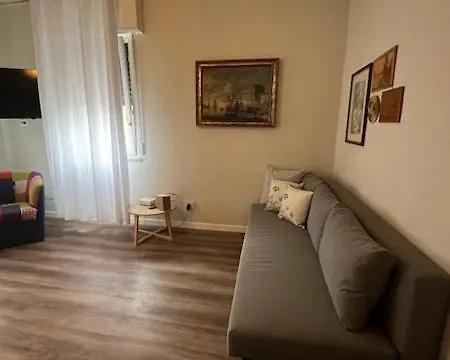 Giovy House Lägenhet Lazise